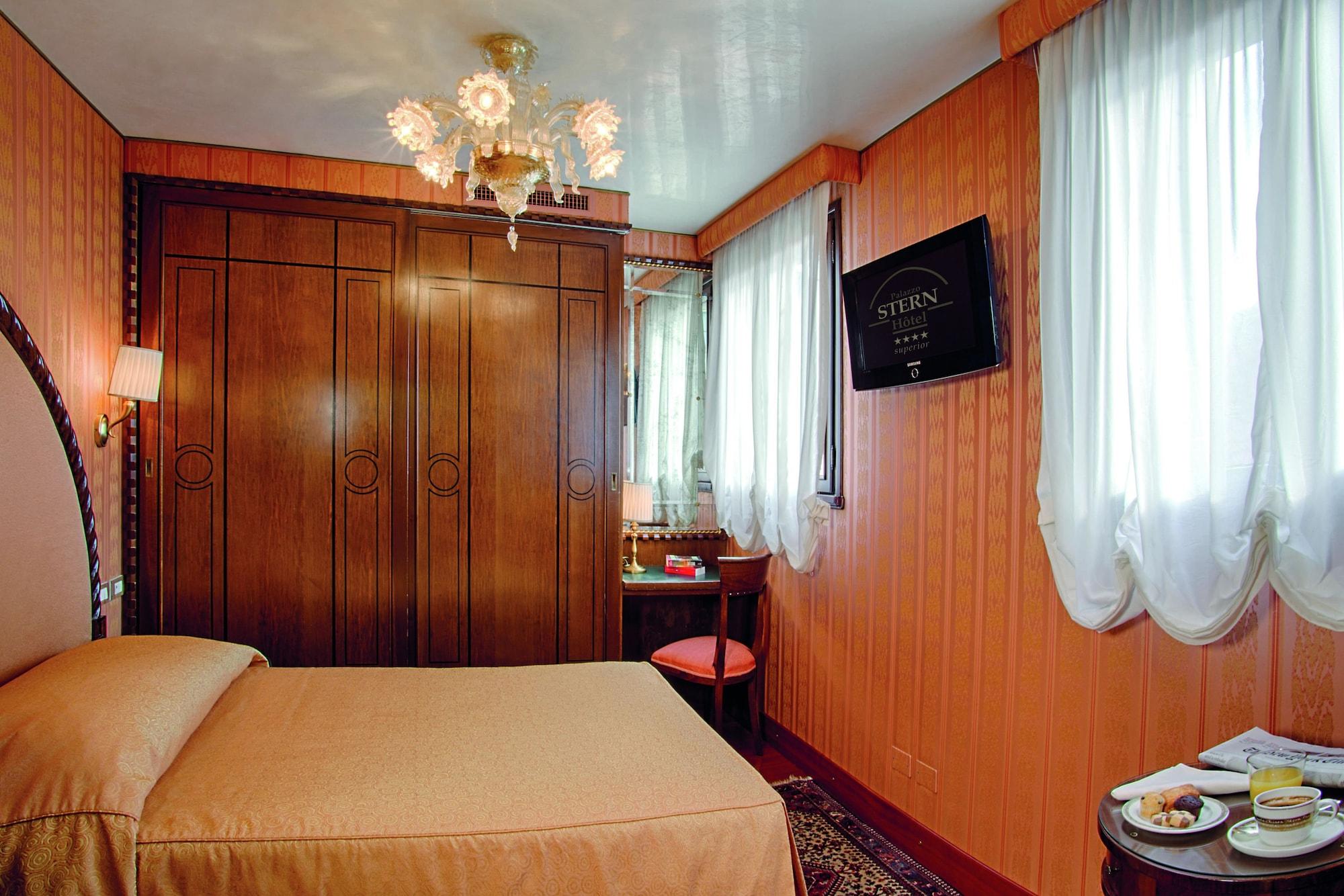 Hotel Palazzo Stern Velence Kültér fotó