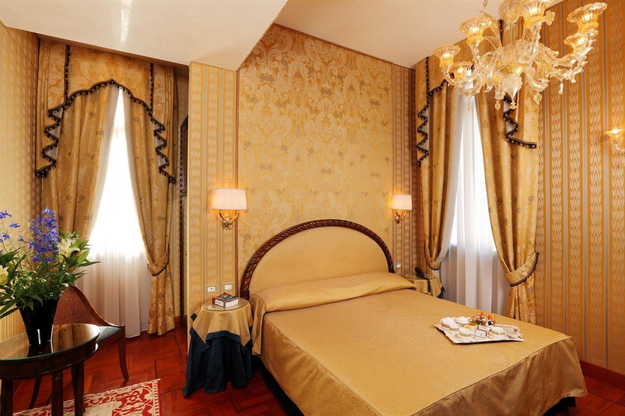 Hotel Palazzo Stern Velence Kültér fotó