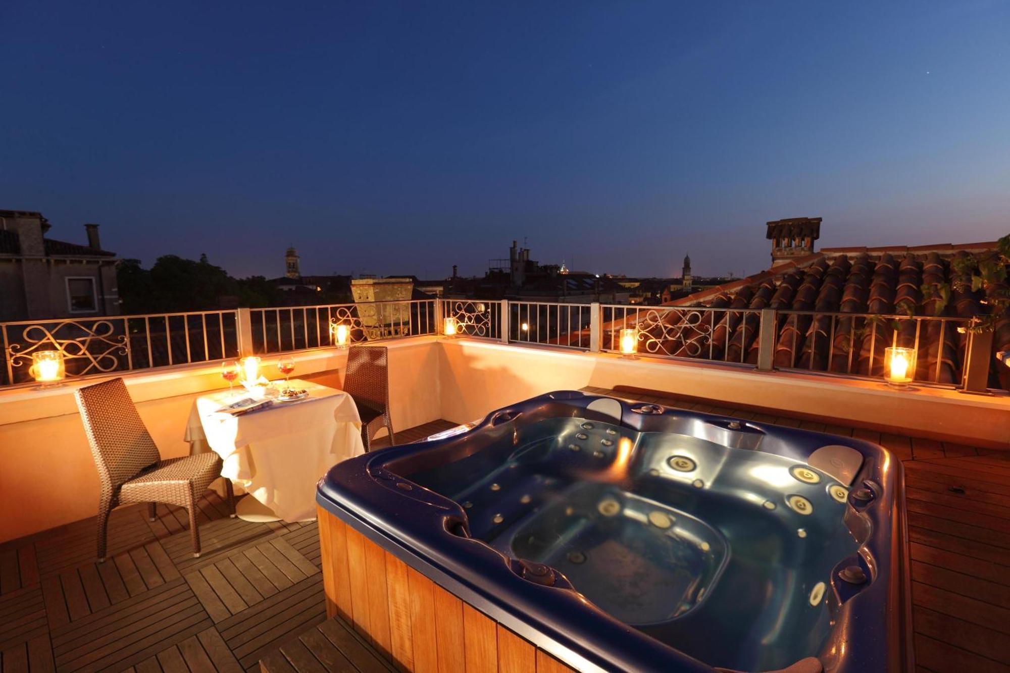 Hotel Palazzo Stern Velence Kültér fotó