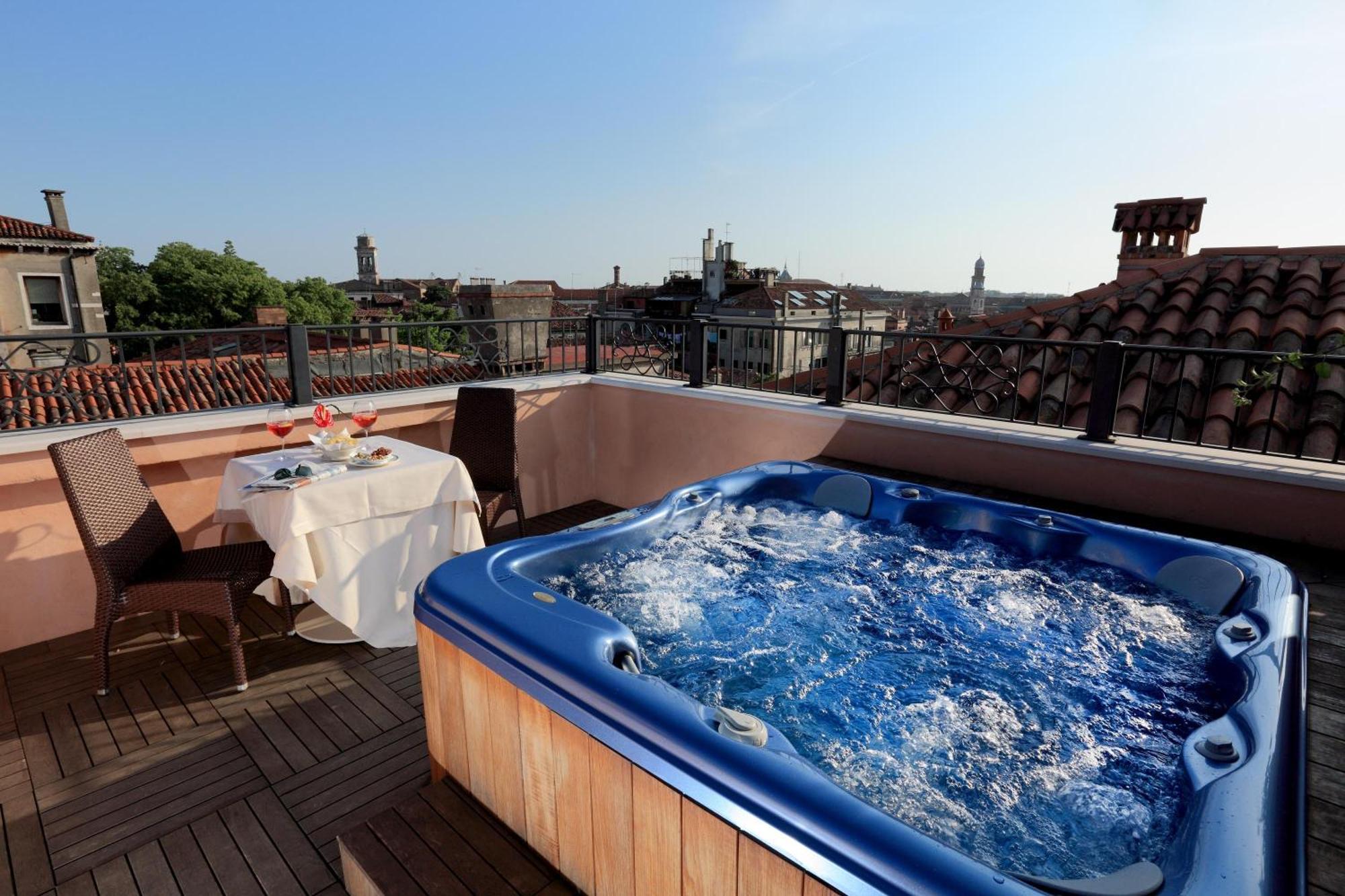 Hotel Palazzo Stern Velence Létesítmények fotó