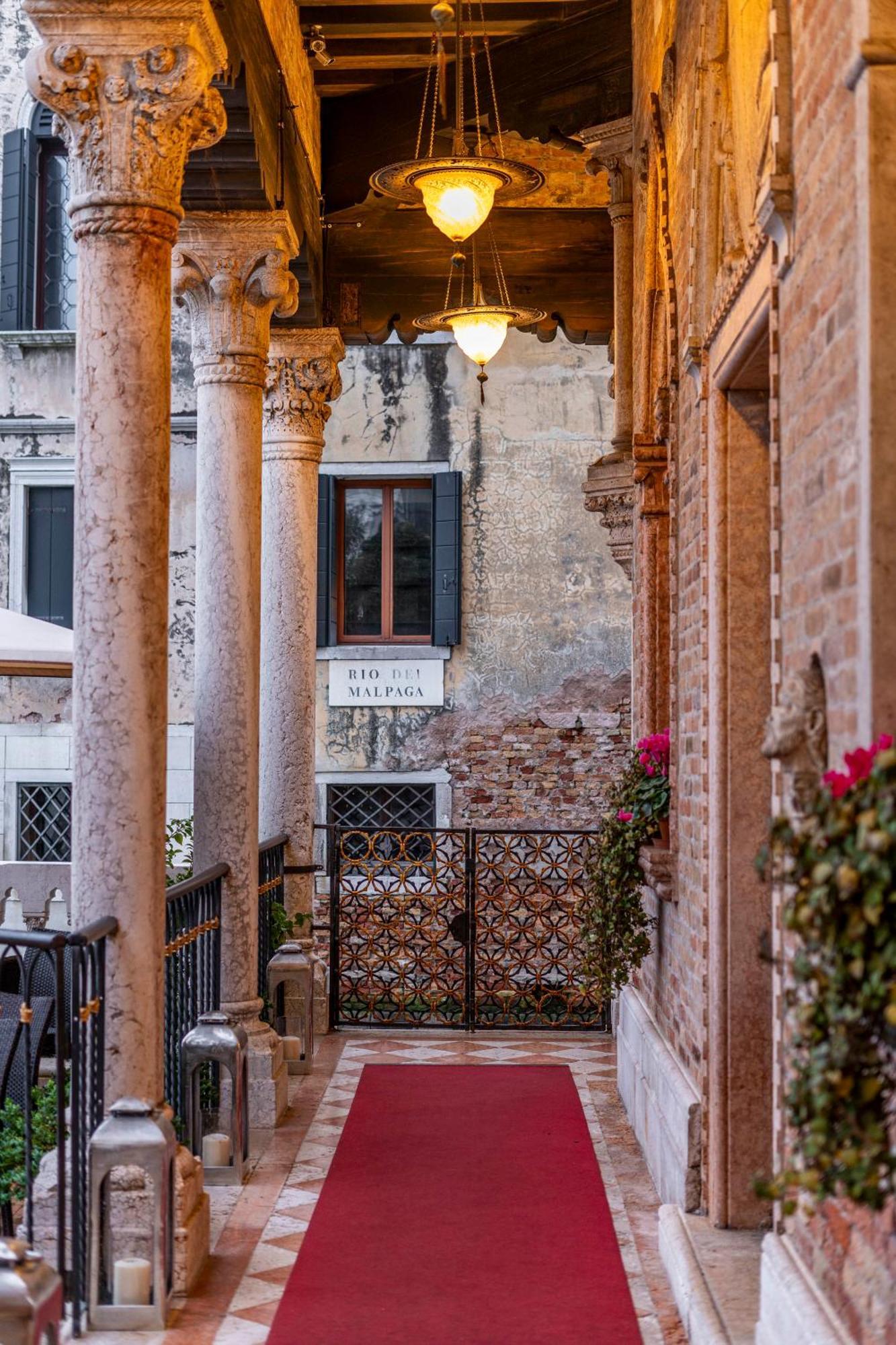 Hotel Palazzo Stern Velence Kültér fotó